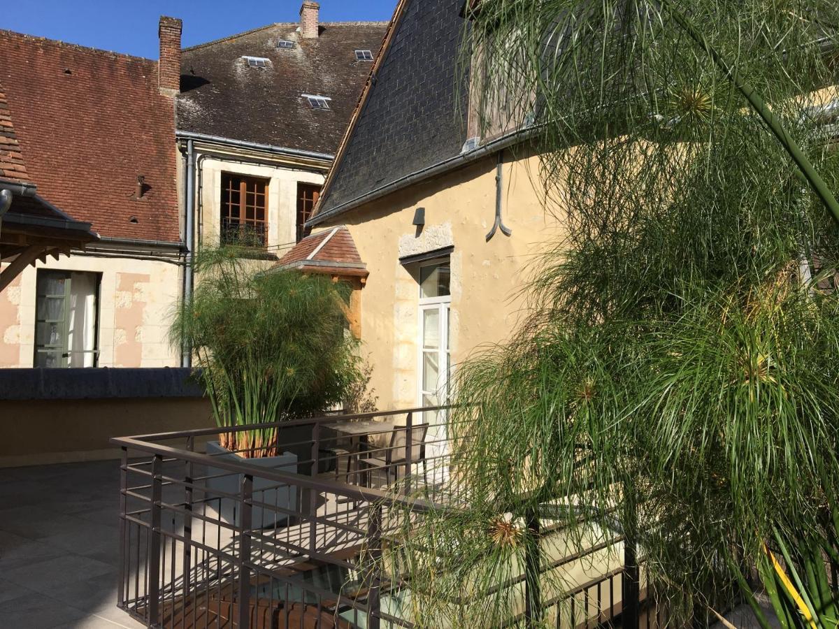 Logis - Hotel & Restaurant Du Tribunal 莫尔塔涅欧佩什 外观 照片